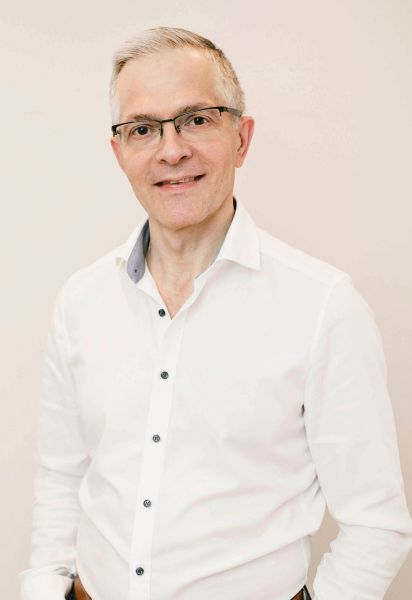 Dr. Roman Lisovets