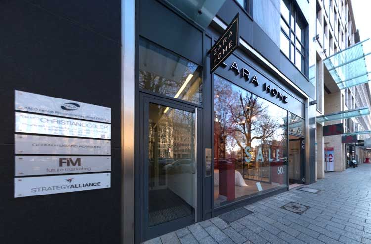 Außenansicht Praxiseingang